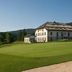 Meltar Boutique Golf & 4* アジアーゴ