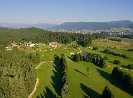 Meltar Boutique Golf & فندق أسياجو
