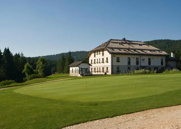 Meltar Boutique Golf & 4* 아지아고