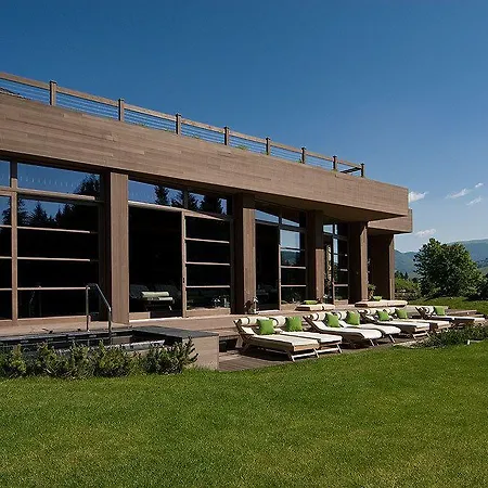 Meltar Boutique Golf & 4*